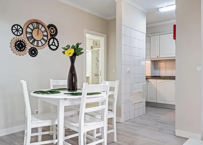 Imperatriz I - By Wehost Funchal